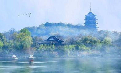 這三個湖泊各有特色,西湖雖美,卻也不能獨占鰲頭